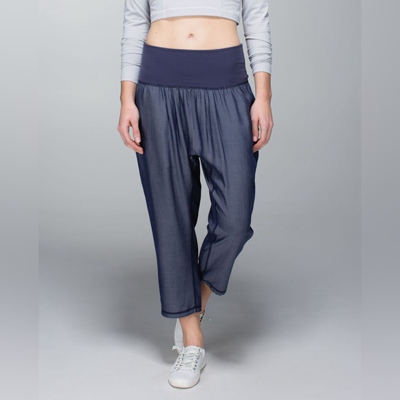 lululemon athletica Pants - Lululemon Athletica Blue Post Power Crop with High-Rise Waistband